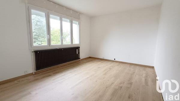 Maison 4 pièces de 93 m² à Pruniers (36120)