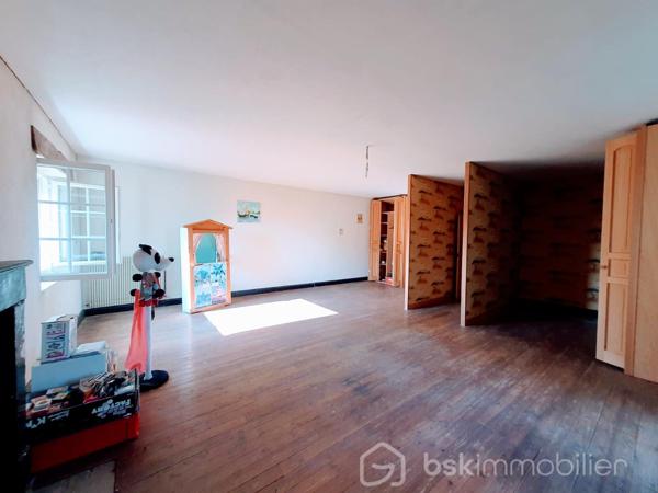 Maison ancienne de 274 m²