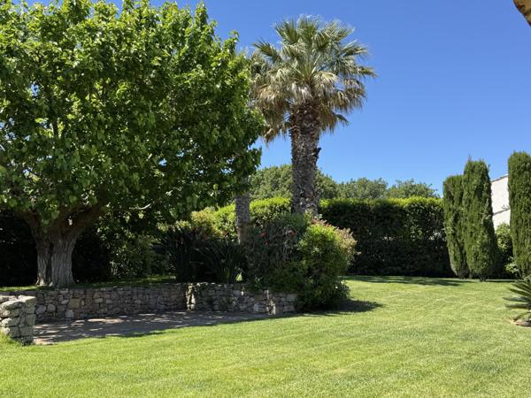 Maison à vendre  10 pièces - 320 m2 ST TROPEZ - 83