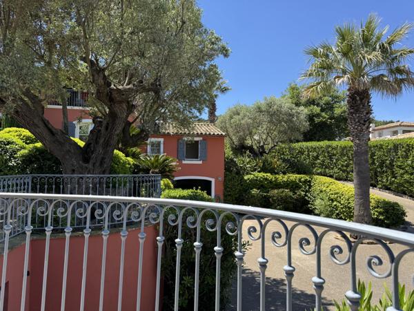 Maison à vendre  10 pièces - 320 m2 ST TROPEZ - 83