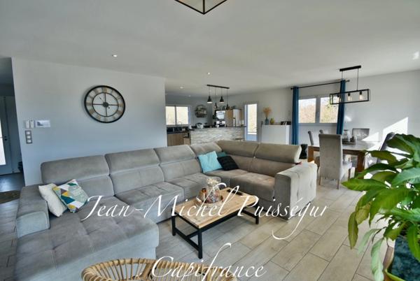 Dpt Haute Garonne (31), à vendre SAINT GAUDENS Maison de 230m2 Terrain de 1500m2, vue Pyrénées