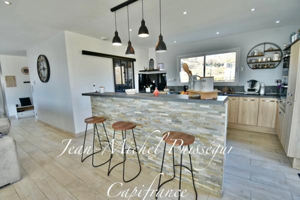 Dpt Haute Garonne (31), à vendre SAINT GAUDENS Maison de 230m2 Terrain de 1500m2, vue Pyrénées