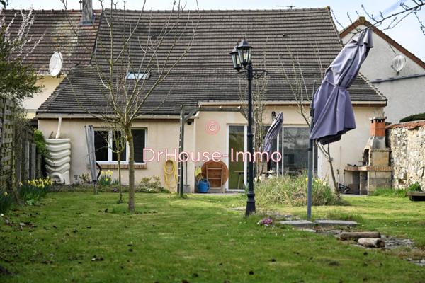 Maison à vendre 10 pièces de 240 m²