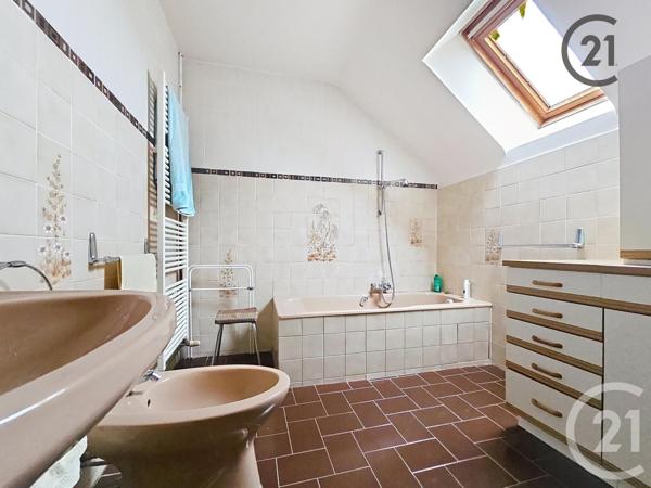 Maison à vendre  7 pièces - 219 m2 VILLEMEREUIL - 10