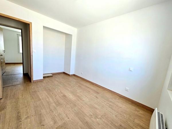 Appartement La Crau T4 69 m2 - Secteur calme, A proximité du Centre-ville
