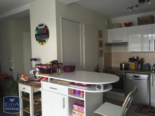 Appartement à louer 3 pièces 60.69m² Reims (51100)
