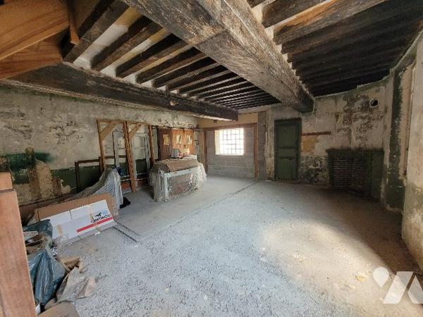 ANCIENNE MAISON A REHABILITER