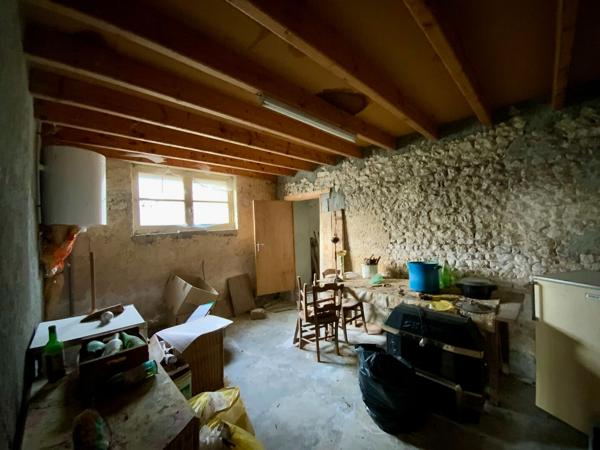 Maison 10 Min de Jonzac 3 pièce(s) 60 m2 et dépendances