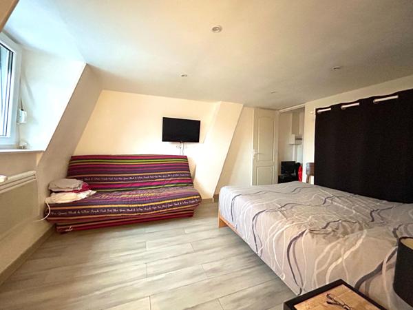 Maison 4 ch de 111m², garage 2V superbe extérieur