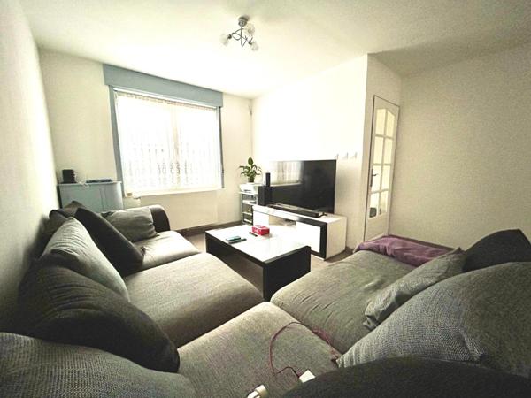 Maison 4 ch de 111m², garage 2V superbe extérieur