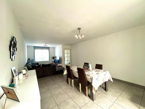 Maison 4 ch de 111m², garage 2V superbe extérieur