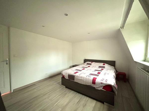 Maison 4 ch de 111m², garage 2V superbe extérieur