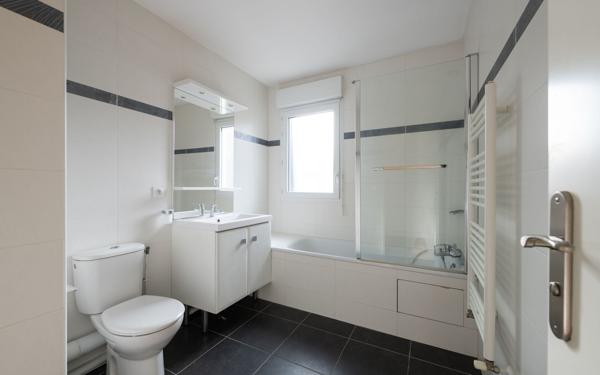 Appartement à vendre    4 pièces • 119,18 m2 Émerainville