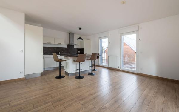 Appartement à vendre    4 pièces • 119,18 m2 Émerainville