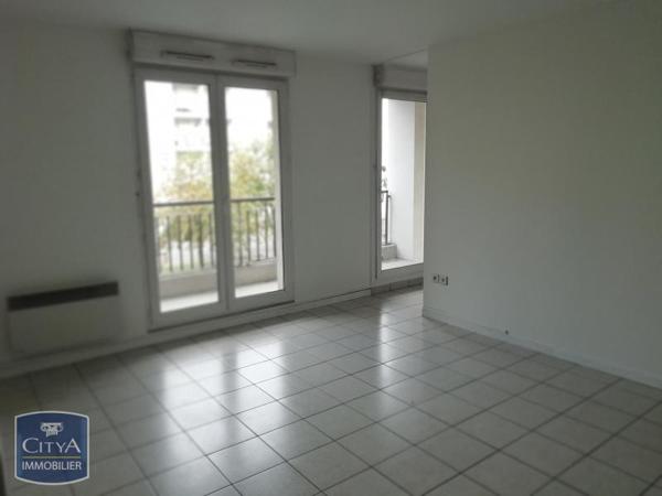 Appartement à louer 2 pièces 48.39m²