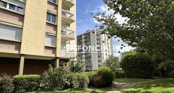 À vendre Appartement 5 pièces 101.41 m² - Chartres 28000