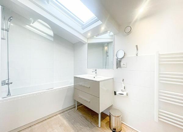 Appartement à vendre    2 pièces • 48,38 m2 Cannes