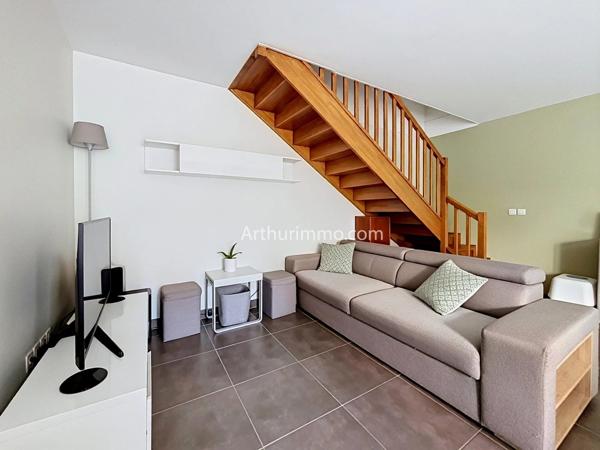 Vente                                                      Appartement
                        
                     3 pièces                      68 m2                     à Limeil-Brévannes