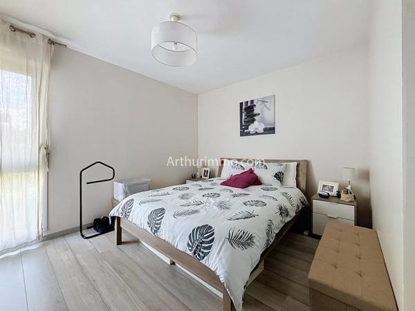 Vente                                                      Appartement
                        
                     3 pièces                      68 m2                     à Limeil-Brévannes