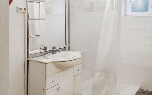 Appartement à louer    3 pièces • 57 m2 Montrem