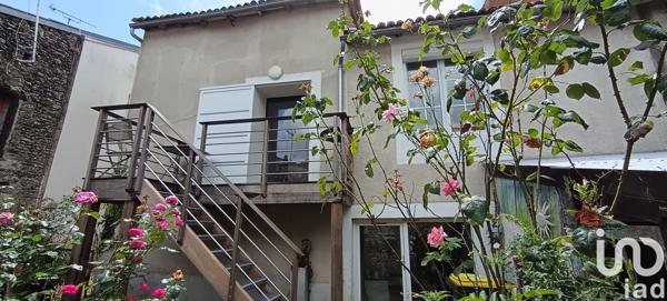 House for sale 4 rooms 87 m² Vivonne