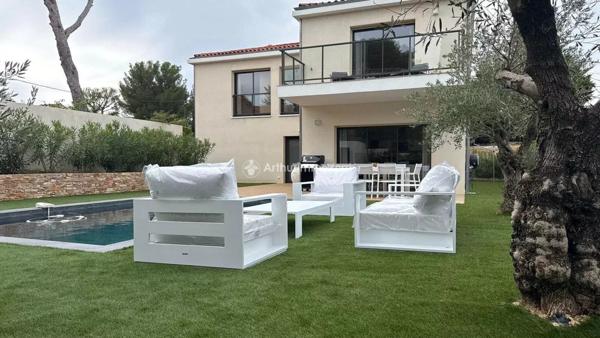 Location Maison 5 pièces 135 m2 à Cassis