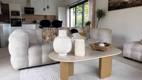 Location Maison 5 pièces 135 m2 à Cassis