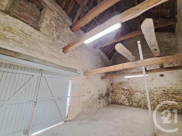 Immeuble à vendre  113 m 2   PUISEAUX  - 45
