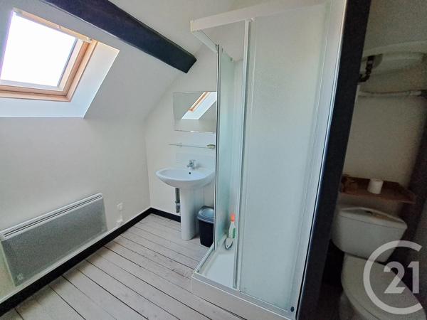 Immeuble à vendre  113 m 2   PUISEAUX  - 45