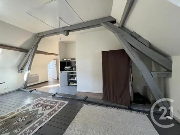 Immeuble à vendre  113 m 2   PUISEAUX  - 45