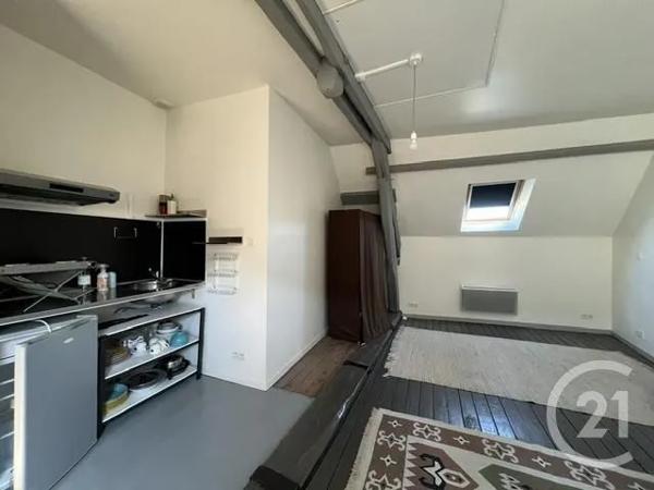 Immeuble à vendre  113 m 2   PUISEAUX  - 45