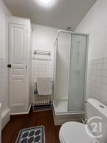 Immeuble à vendre  113 m 2   PUISEAUX  - 45