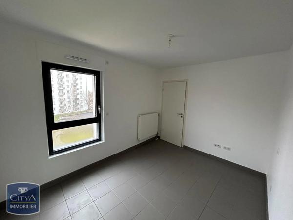 Appartement à louer 3 pièces 76.54m²
