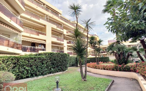 Appartement à vendre    3 pièces • 41,14 m2 Golfe Juan - Vallauris