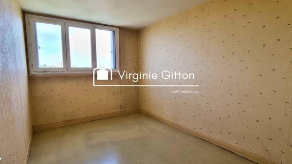 F5 + CAVE - DERNIER ETAGE