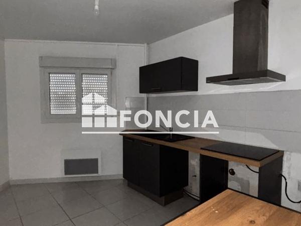 Location Appartement 3 pièces 63 m² - 26 rue de Romas Agen 47000