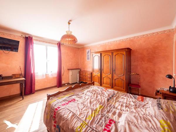 Maison à vendre |  Lavelanet |  5 pièces | 198 m²