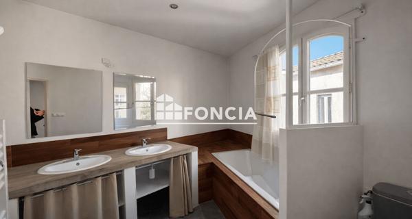 À vendre Maison 5 pièces 131.58 m² - Nîmes 30900