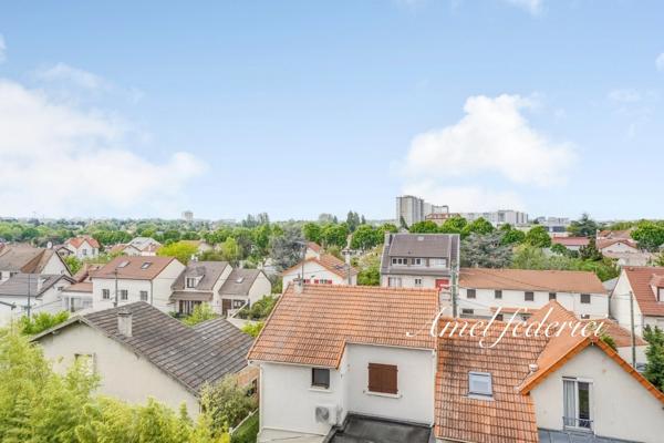 ✨ SAINT-MAUR-DES-FOSSÉS – APPARTEMENT COUP DE CŒUR AU DERNIER ÉTAGE AVEC VUE DÉGAGÉE ✨