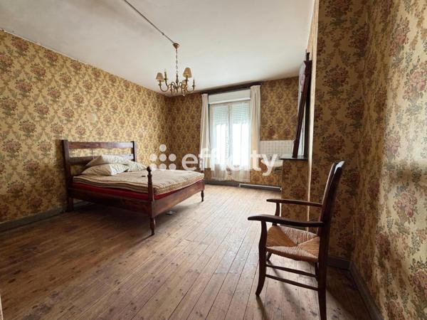 Maison
         5 pièces
        - 85 m² 158 000 € *