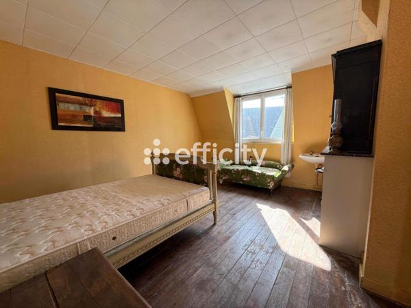Maison
         5 pièces
        - 85 m² 158 000 € *