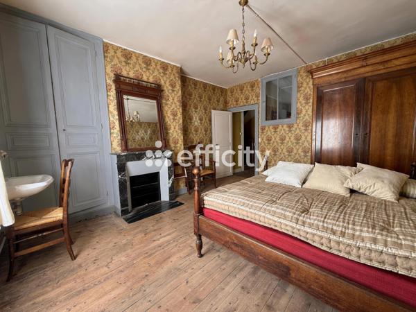 Maison
         5 pièces
        - 85 m² 158 000 € *