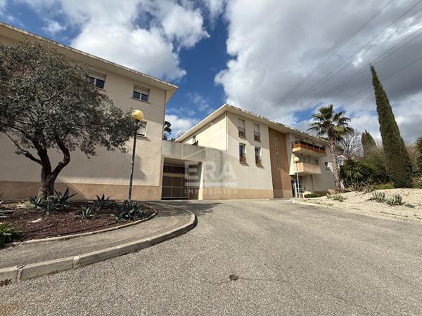 A VENDRE 13011 LA VALENTINE APPARTEMENT TYPE 3 DE 60 M² AVEC JARDIN DE 100M² DEUX PARKINGS