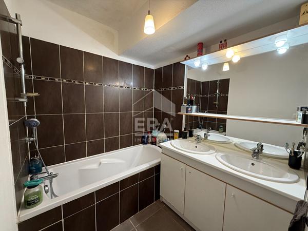 A VENDRE 13011 LA VALENTINE APPARTEMENT TYPE 3 DE 60 M² AVEC JARDIN DE 100M² DEUX PARKINGS