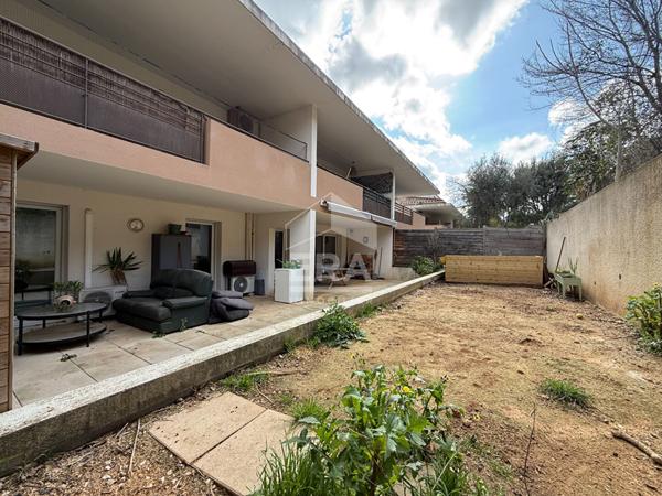 A VENDRE 13011 LA VALENTINE APPARTEMENT TYPE 3 DE 60 M² AVEC JARDIN DE 100M² DEUX PARKINGS