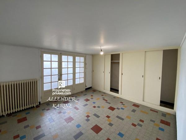 Maison Paron 8 pièce(s) 141 m2