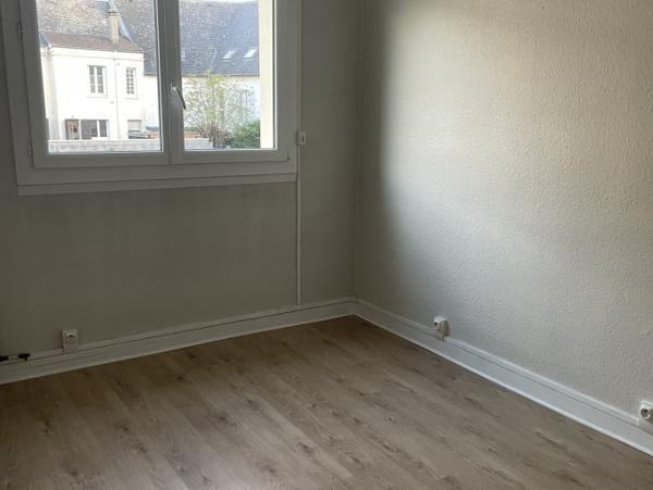 Location Appartement 3 pièces Beauvais (60000) - Centre-ville
