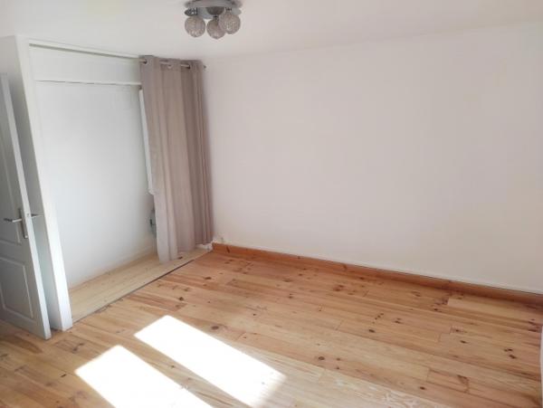 Location Appartement 2 pièces Étampes (91150) - Centre ville
