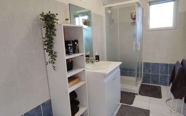 Appartement à louer    3 pièces • 70 m2 Vic-en-Bigorre