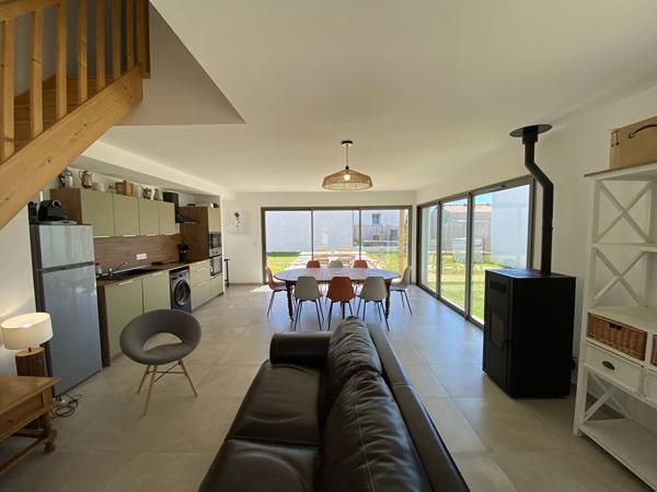 SAINT DENIS - maison 4 chambres - piscine - 113 m²